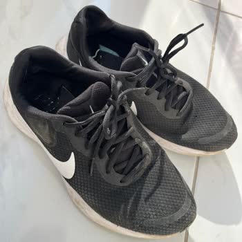 Nike Koşu Ayakkabısında Kısa Sürede Topuk Kırılması Ve File Deformasyonu, Değişim Ve İade Talebi