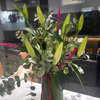 Taze Çiçek'ten Görselle Uyuşmayan Kalitesiz Çiçek Ve Yardımsız Müşteri Desteği