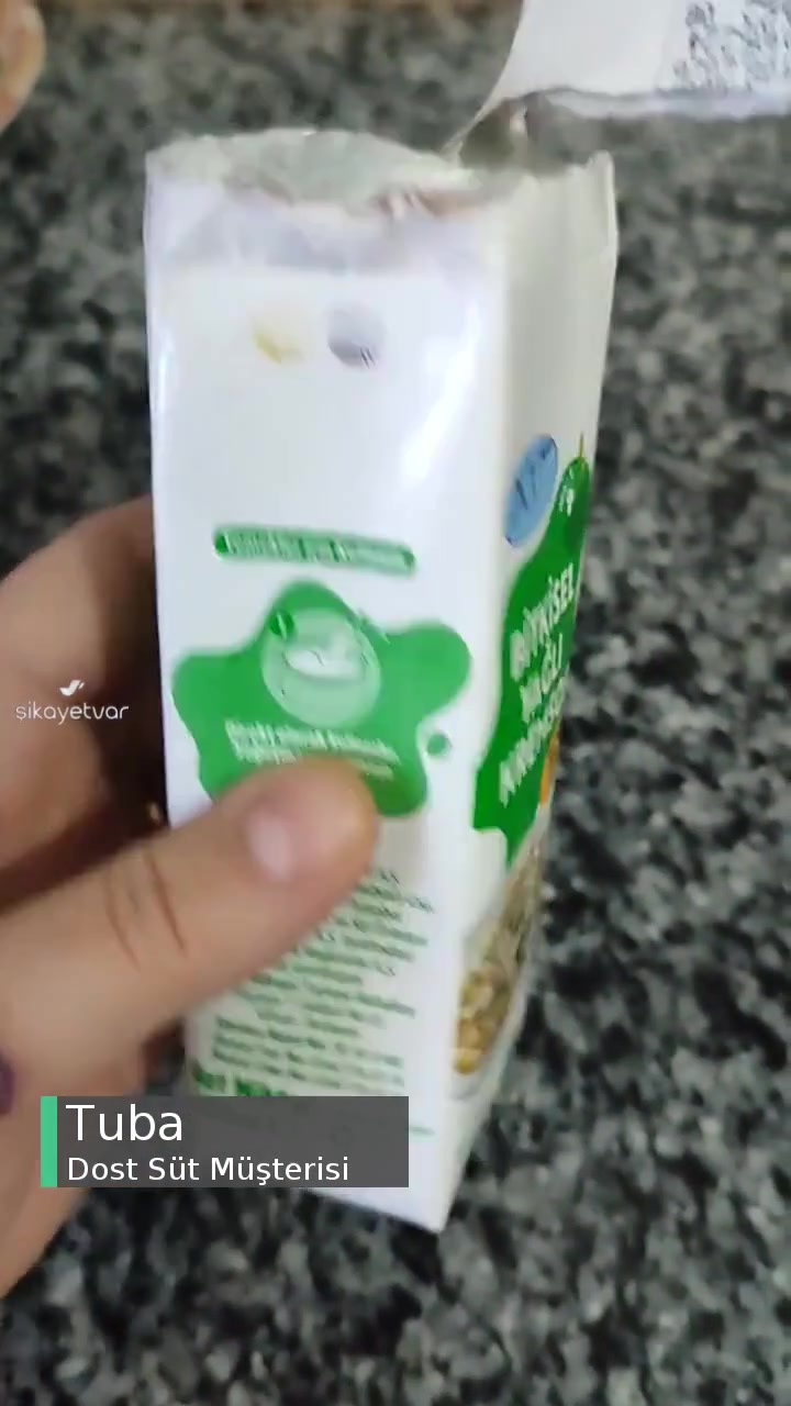 Dost Bozuk Krema videonun kapak resmi