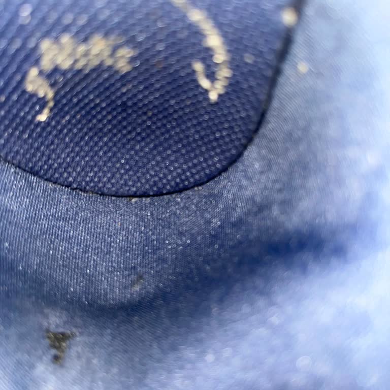 Nike Defy ALL Day Ayakkabısında Topuk Bezinin Yırtılması Ve Müşteri Hizmetlerinin Reddi