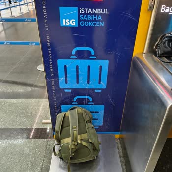 Bagaj Hakkı Olmasına Rağmen 100 Euro Ücret İstendi Ve Uçağa Binemedim