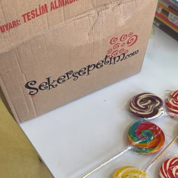 Şekersepetim'den Kırık Şekerler Ve Yetersiz Paketleme Nedeniyle İade Talebi