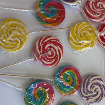 Şekersepetim'den Kırık Şekerler Ve Yetersiz Paketleme Nedeniyle İade Talebi