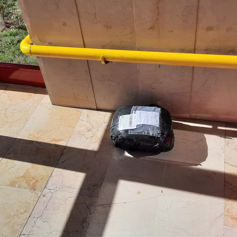 Gıda İçeren Kargonun Güneş Altına Bırakılması Ve Teslimat Sorunu