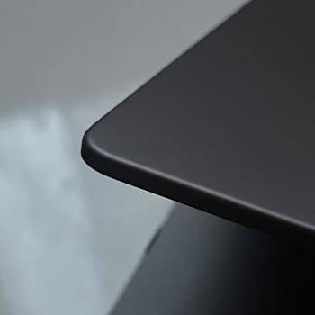 MacBook Pro Ekran Çatlağı Garantiden Dışarı Bırakılarak 37.000 TL Ücretli Onarım Talep Edildi