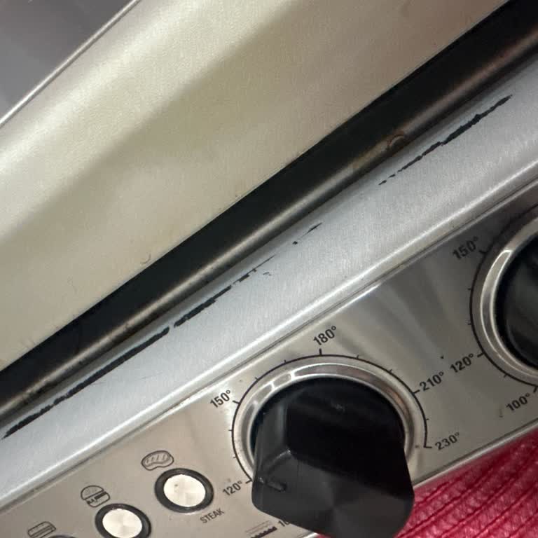 Sage SGR 700 Tost Makinesinde Yüzey Soyulması Ve Kalite Hayal Kırıklığı