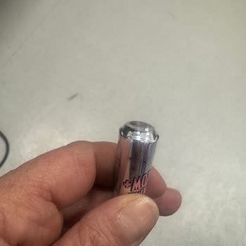 Deforme Kaş Maskarası Ve Koruma Bandı Eksikliğiyle Sephora’nın Teslimat Hatası