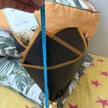 Sipariş Edilen Buketten Küçük Çiçek Gönderildi, Ücret İadesi Bekleniyor