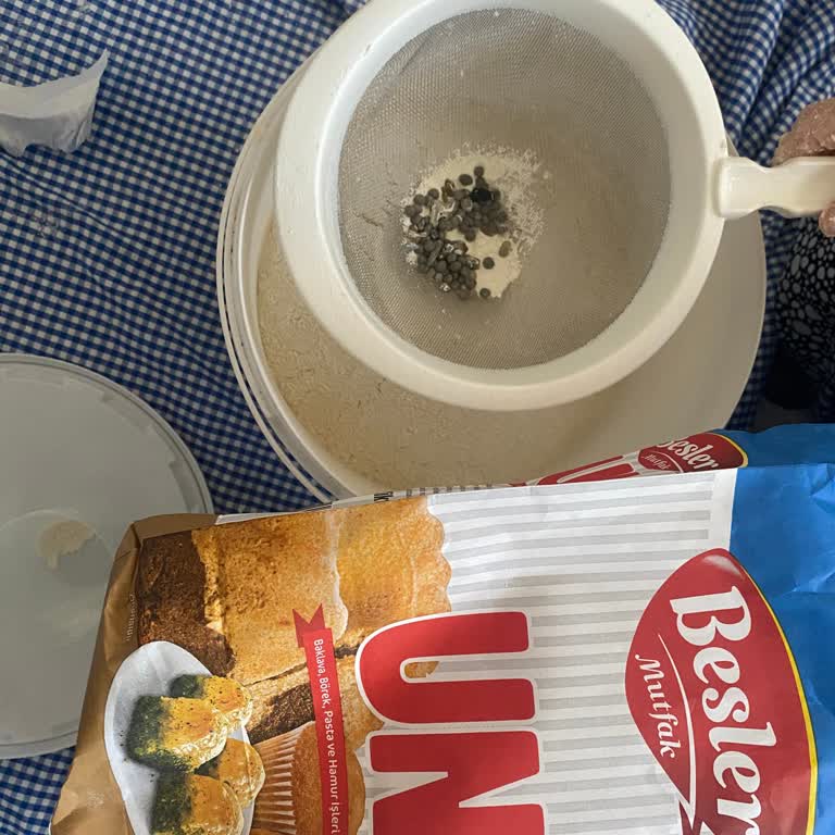 Besler Ununda Plastik Boncuklar Bulunması Sağlık Endişesi Ve İade Talebi