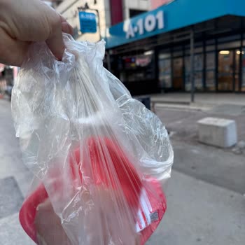 A101 Tavuk Göğsü İçin Süresi Geçmiş Ve Kötü Koku Şikayeti