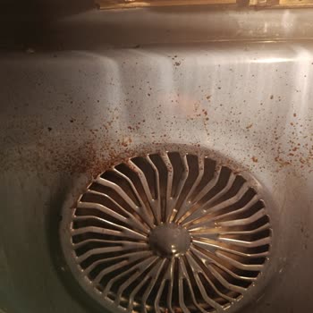 Beko Fırınının Çıkarılamayan Lekeleri Ve Çözülmeyen Servis Sorunu