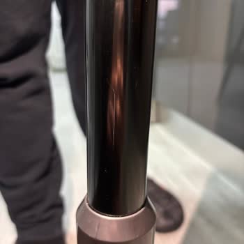 Servise Gönderilen Dyson Süpürge Çizik Çıktı, Değişim Talebi