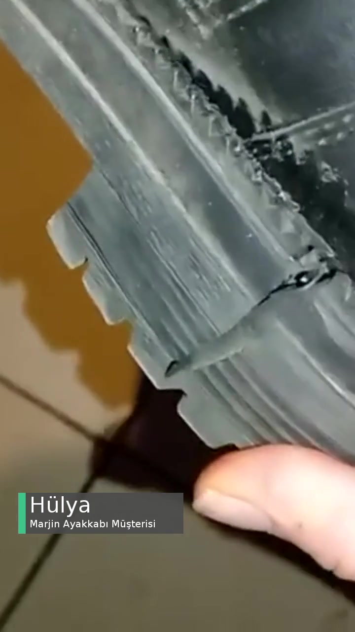 Marjin Ayakkabı Postal Bot Tabanı Patladı! videonun kapak resmi