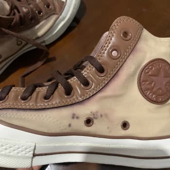 Converse Ayakkabıda Boya Transferi Ve Erken Aşınma Şikayeti