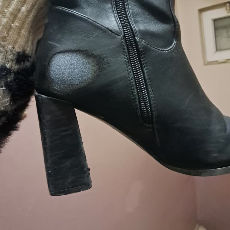 Deichmann Ayakkabısının Topuğu Gevşedi, Düşme Ve İade Talebi