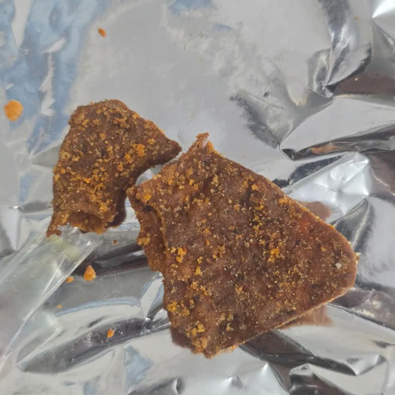 Samba Nacho Peynir Aromalı Cipste Yanık Kömür Parçası Bulundu