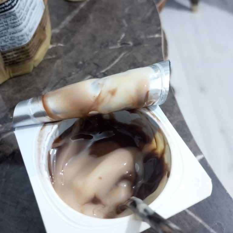 Bozulmuş Çikolatalı Sütlü Puding Ve Cevapsız Şikayet