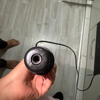 Ek