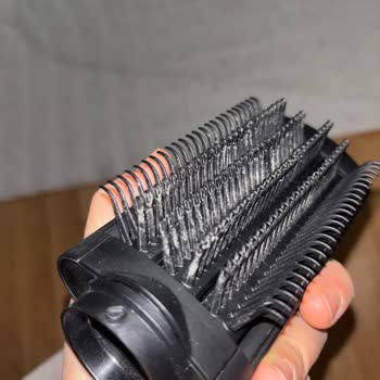 Dyson Airwrap Servisinden Kirli Ve Kullanılmış Başlık Alındı