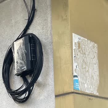 TurkNet’in Sarkan Kabloları Yol Ve Araç Güvenliğini Tehlikeye Atıyor