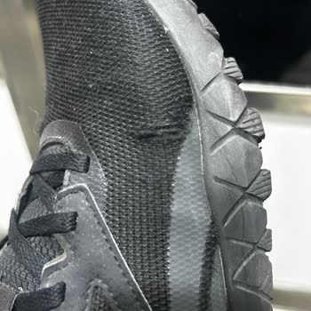 In Street Mağazasından Alınan Ayakkabının Deformasyonu Ve Çözüm Reddi