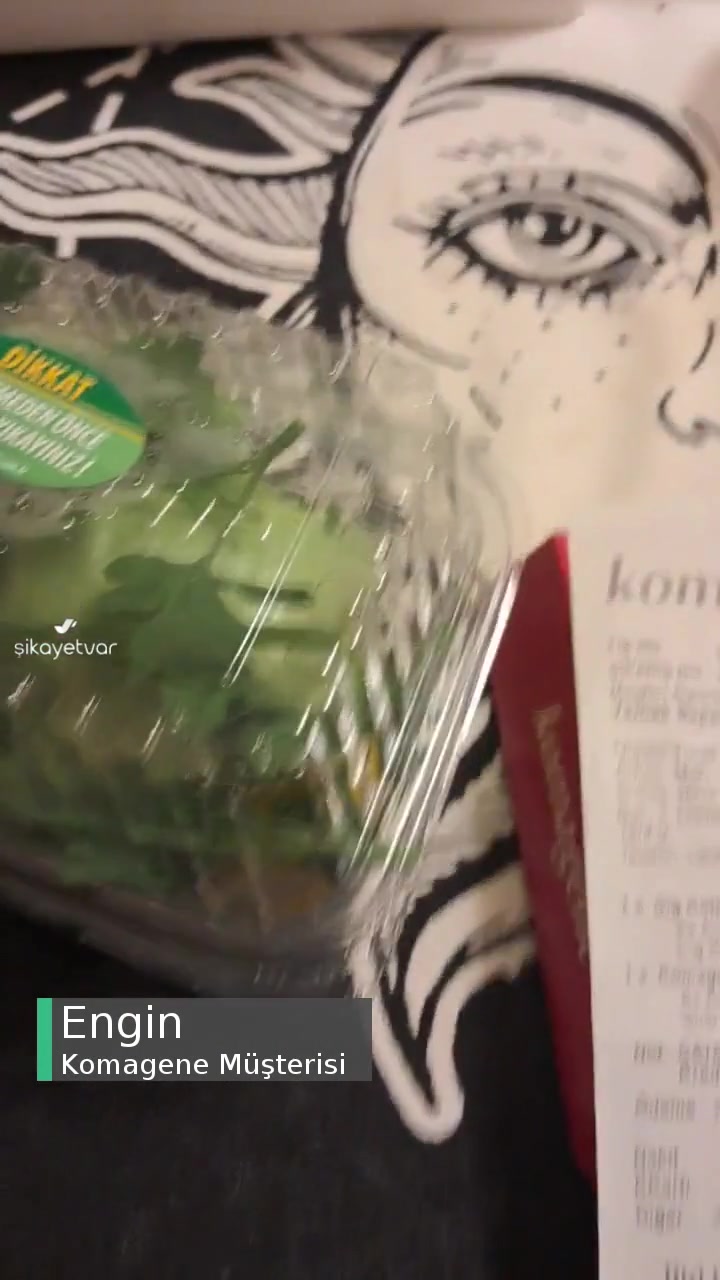 Komagene Çiğköfte Yeşilliği İçinde Bulunan Canlı Salyangoz! videonun kapak resmi