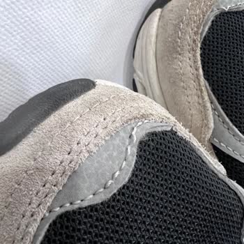 Kısa Sürede Dikiş Açan Skechers Ayakkabıda Üretim Kusuru Ve Reddedilen İade Talebi