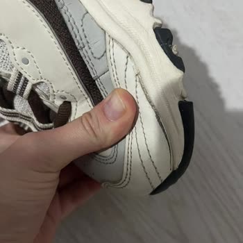 Garanti Kapsamındaki Skechers Ayakkabının Dış Kaplama Kalkması Ve Talebin Reddedilmesi