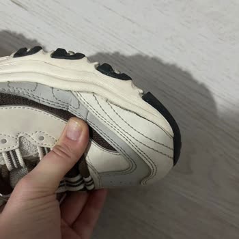Garanti Kapsamındaki Skechers Ayakkabının Dış Kaplama Kalkması Ve Talebin Reddedilmesi