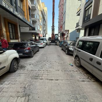 Demirtaş Hurda ve Yıkım Sokağımızdaki Fiber İnternet Kablolarını Kopardı