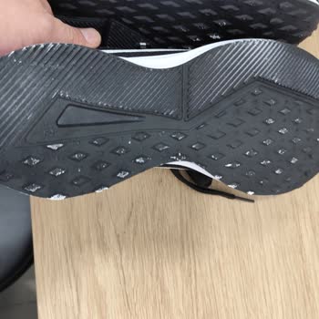 Kalitesiz Spor Ayakkabıda Görsel Uyuşmazlığı Ve Tam İade Talebi