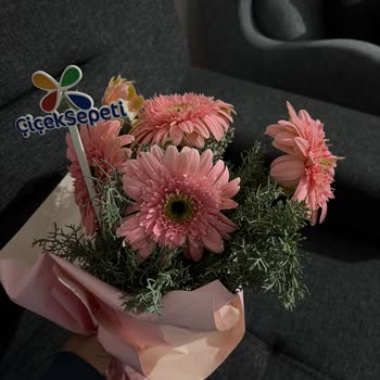 Yanlış Çiçek Gönderimi Ve Özensiz Hazırlık Nedeniyle İade Talebi