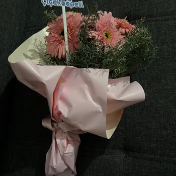 Yanlış Çiçek Gönderimi Ve Özensiz Hazırlık Nedeniyle İade Talebi