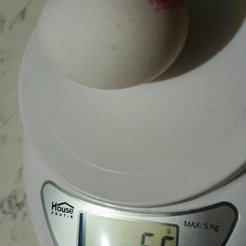 Kütahya'da L Sınıfı Yumurta Ağırlığı Standart Dışı Ve Tüketici Yanıltılması