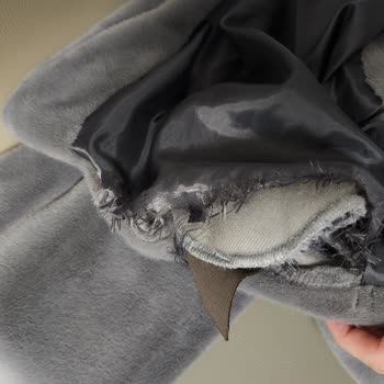 Kısa Sürede Yırtılan Ceket İçin Kalitesiz Ürün Şikayeti Ve Değişim Talebi