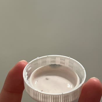 Kefirix Orman Meyveli Kefirde Açılmamış Ambalajda Küf Ve Hijyen Sorunu