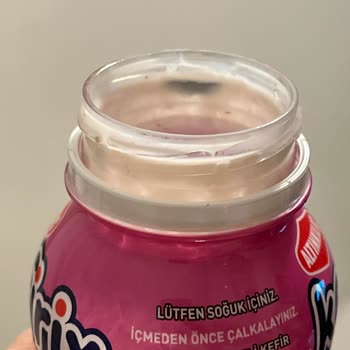 Kefirix Orman Meyveli Kefirde Açılmamış Ambalajda Küf Ve Hijyen Sorunu