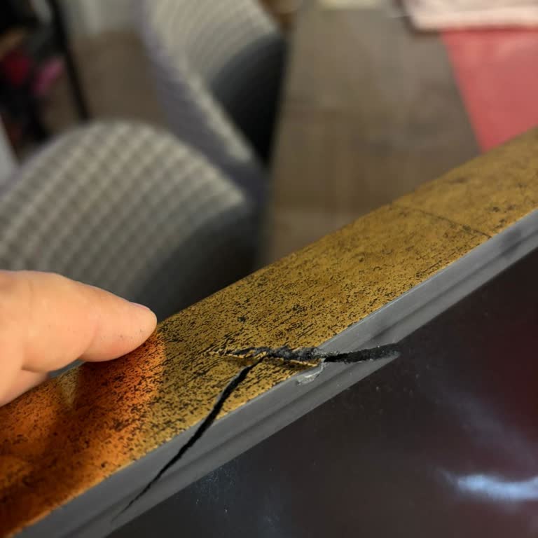 Kırık Çay Tepsisi İadesinde Mağaza Müdürünün Yalanı