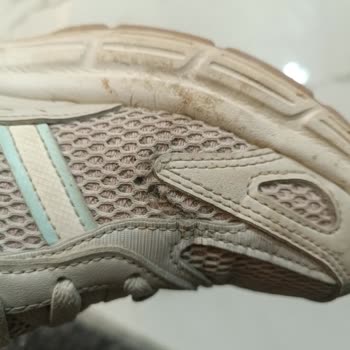 Adidas Ayakkabının Erken Yırtılması Ve Garanti Reddi
