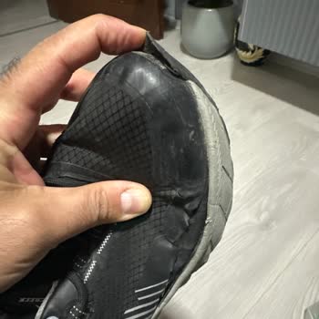 Yalova Vega AVM Deichmann Mağazasındaki Ayakkabının Hızlı Bozulması Ve İade Talebi