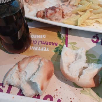 Közlüce Ve Kekiklim Menüsü Lezzetsiz, Yanık Ve Sert Ekmek Sorunu Tekrarladı