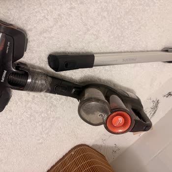 Üç Kez Kırılan Philips Süpürge İçin Değişim Ve Ücret İadesi Talebi
