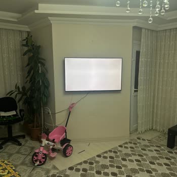 Yeni TV'de Ekran Gölgelenmesi Ve Servisin Değişim Reddetmesi