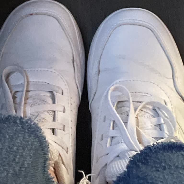 Adidas Tensaur Sport 3K Ayakkabısında Kırık Ve Ağrı: İade Talebi