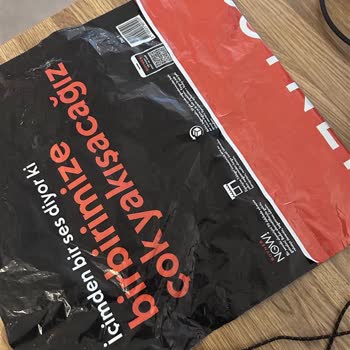 Ayakkabı Siparişi Boş Kargo Poşetiyle Geldi, İade Süreci Zorunlu