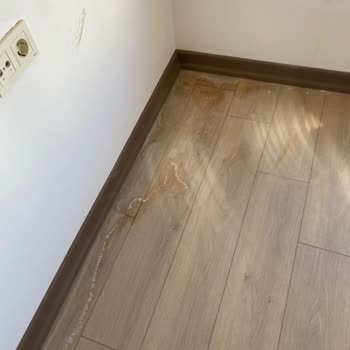 TOKİ Dairesinde Su Aldı Ve İşçilik Hatalarıyla Taşınamıyor