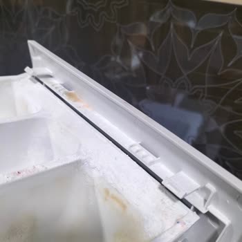 Siemens Çamaşır Makinemde Deterjan Haznesi Çürümesi Üretim Hatası