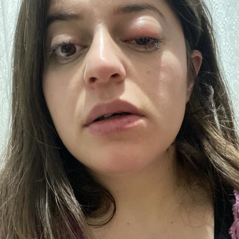 Macfit | İstanbul Avrupa Tuvalet Ve Lavabolar Çalışmadığı İçin Hijyen Sıfır