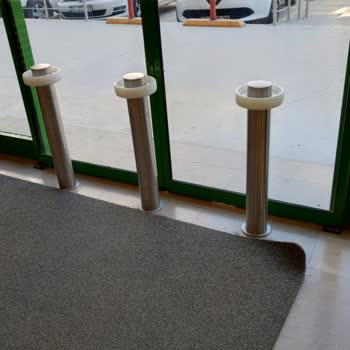 Engelli Müşteri Market Arabasını Araçlarına Taşıyamıyor