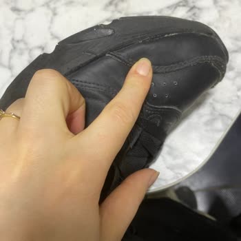 Nike Ayakkabısının Açılma Sorunu Garanti Kapsamına Alınmadı